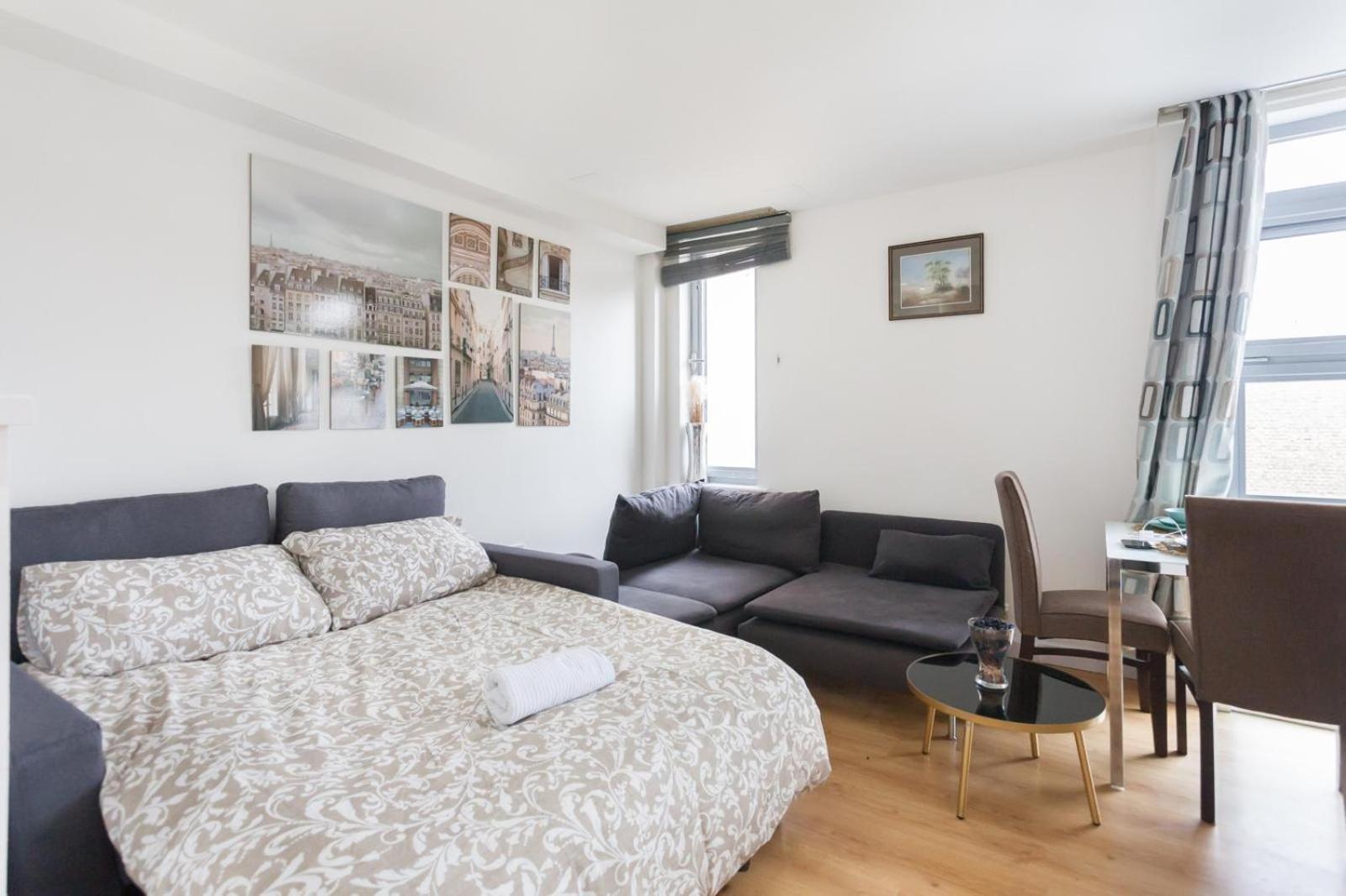 2 Bed Entire Apartamento