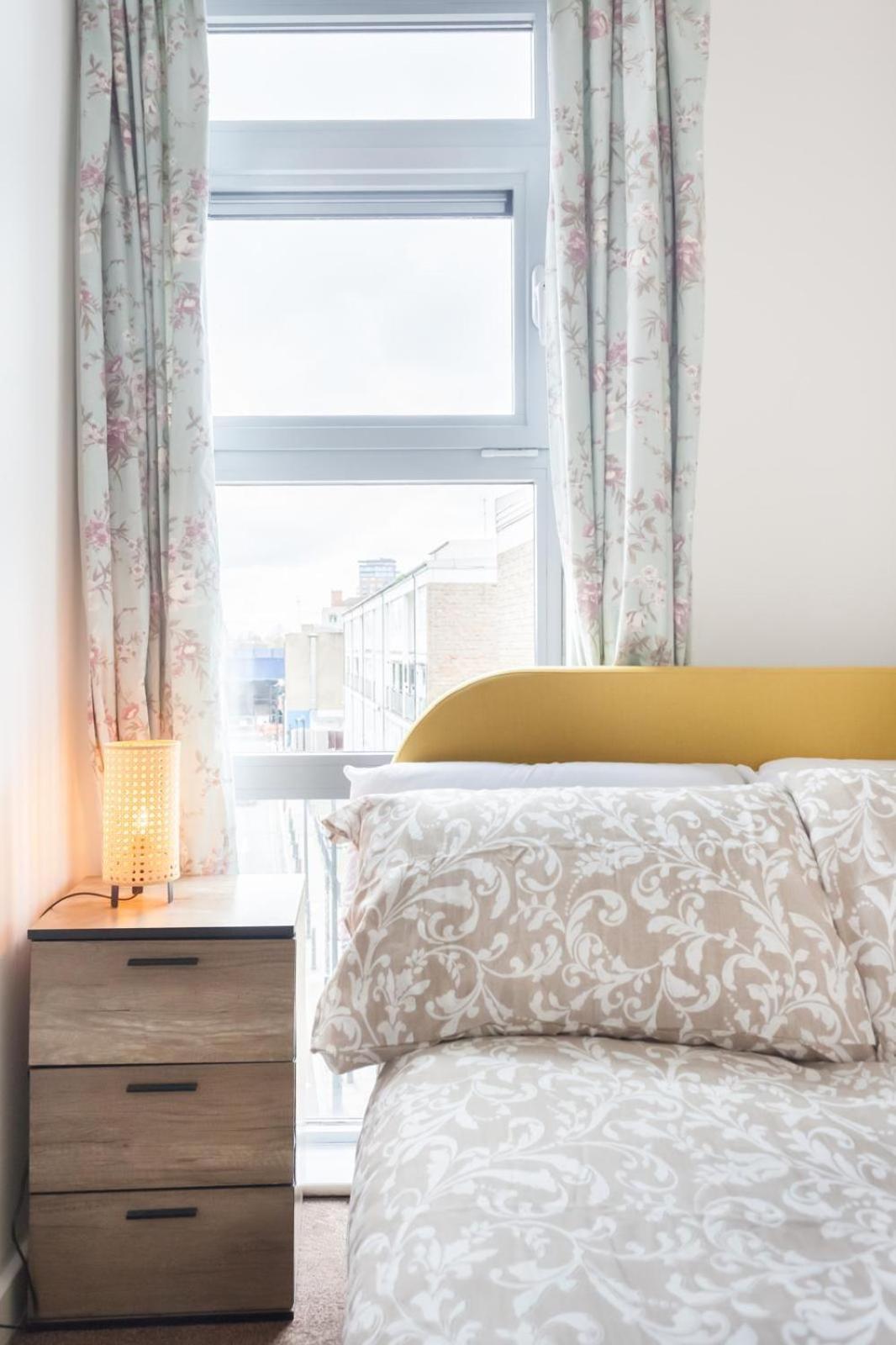 2 Bed Entire Apartamento *