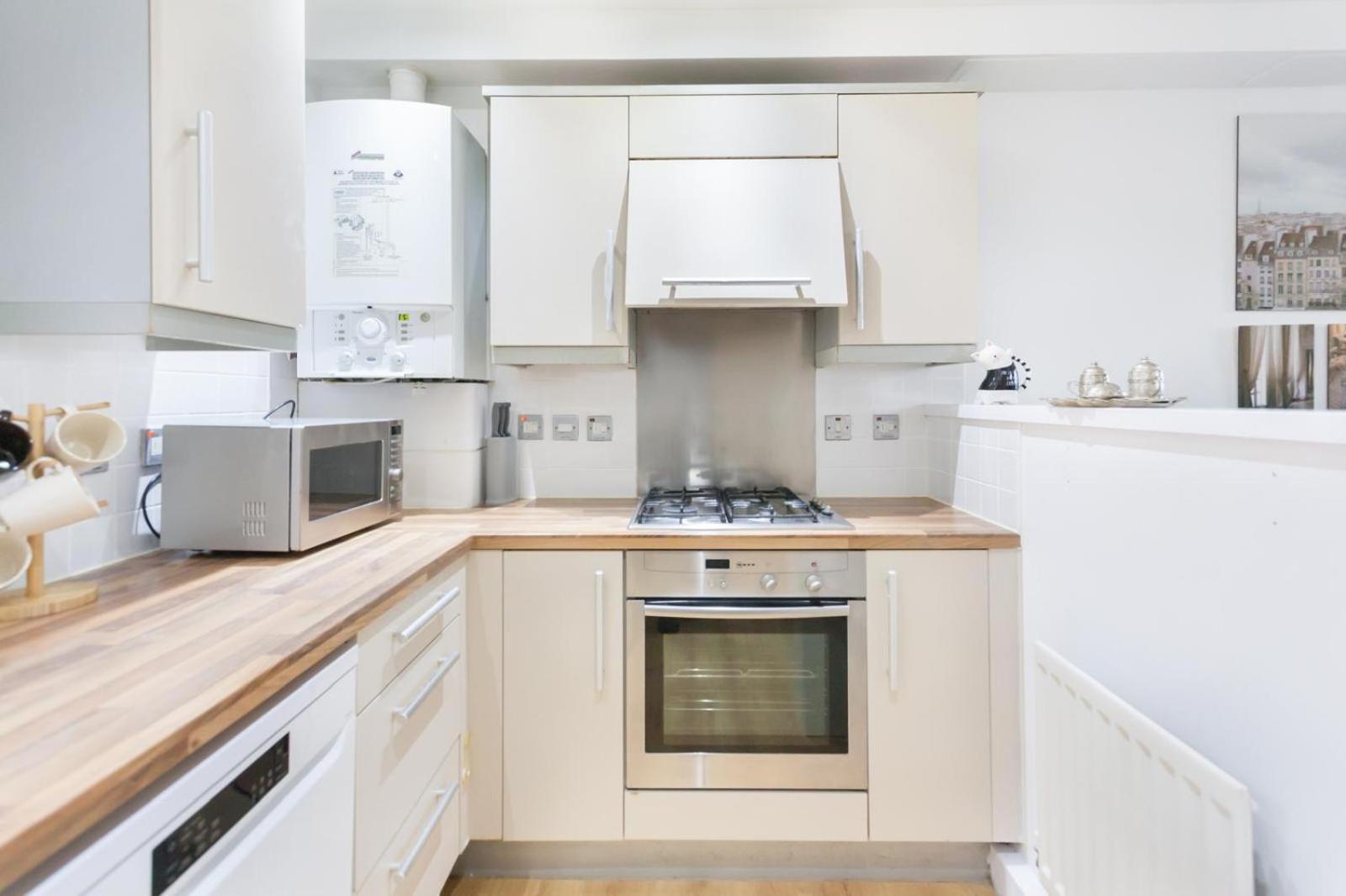 2 Bed Entire Apartamento *